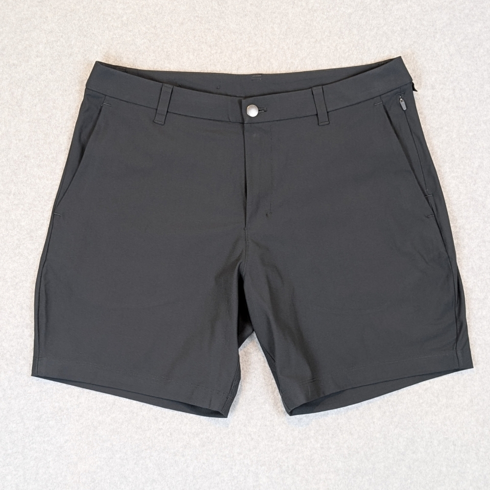 Lululemon Commission Shorts 7" Men's 34 Classic Fit Obsidian Chino Warpstreme